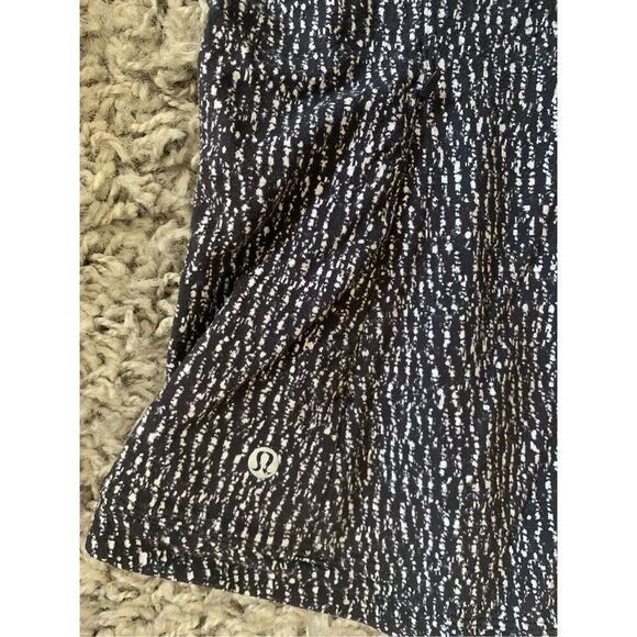 Lululemon Runderful running seamless black long sleeve SHIRT TOP sz 4 - Picture 6 of 7